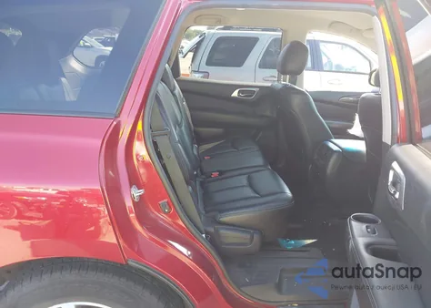 2016 Nissan Pathfinder Sl z USA, uszkodzony, nr VIN 5N1AR2MN1GC643330